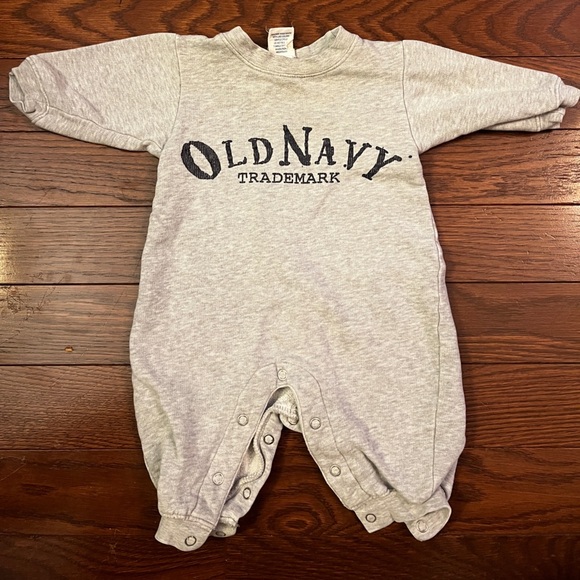 Old Navy Heather Gray Baby Jumpsuit Vintage Y2K Size 3-6 Months - Picture 2 of 4